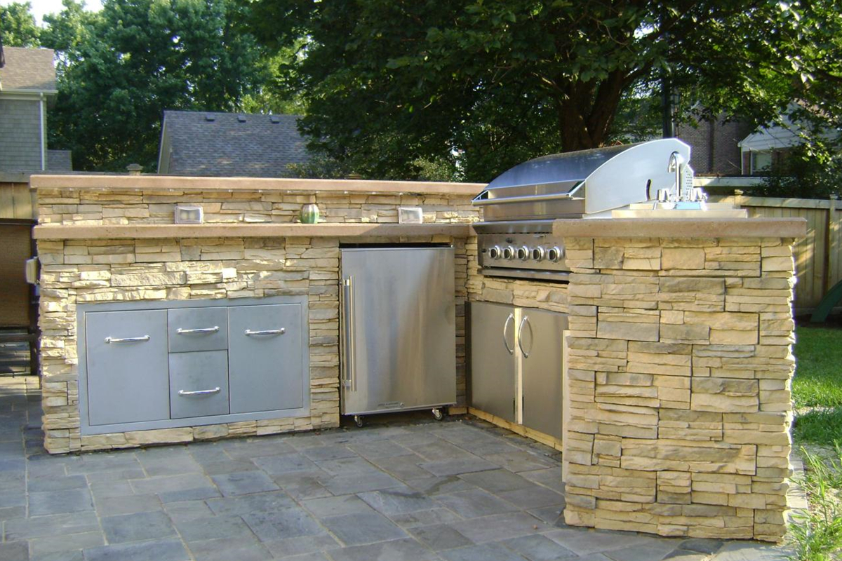 Built-In Natural Gas Barbecue Grills